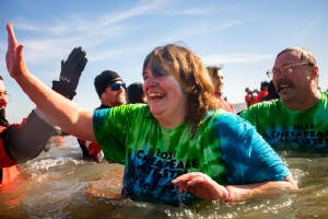 Chesapeake/PlungeKaitlin.JPG